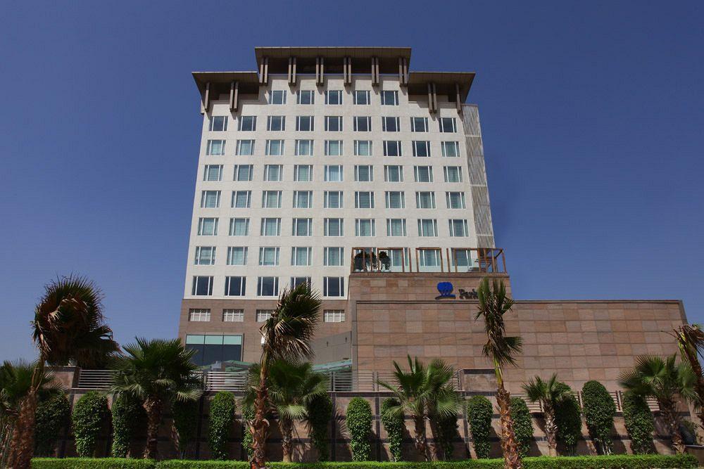 Hotel Park Plaza Shahdara à New Delhi Extérieur photo