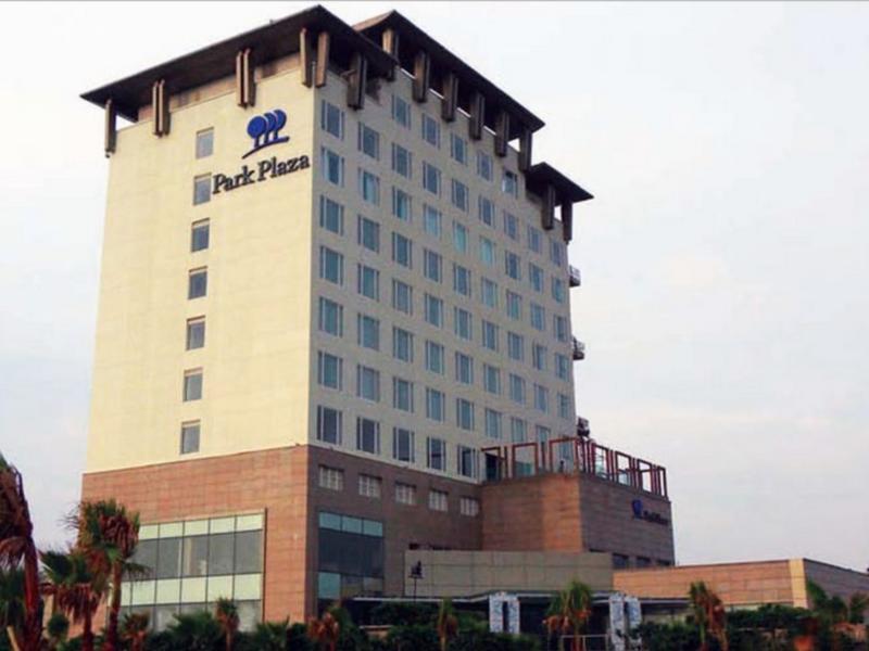 Hotel Park Plaza Shahdara à New Delhi Extérieur photo