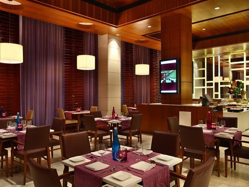 Hotel Park Plaza Shahdara à New Delhi Extérieur photo